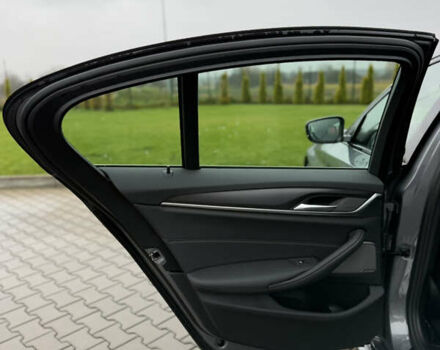 Серый БМВ 5 Серия, объемом двигателя 2 л и пробегом 27 тыс. км за 58700 $, фото 109 на Automoto.ua