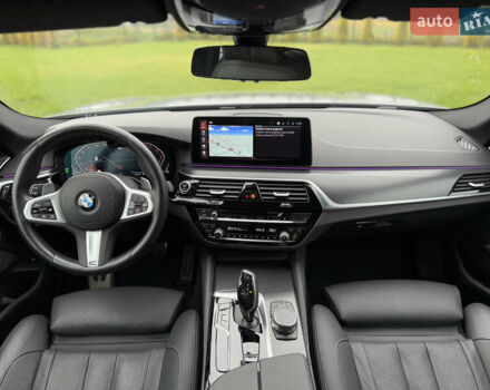 Серый БМВ 5 Серия, объемом двигателя 2 л и пробегом 27 тыс. км за 58700 $, фото 116 на Automoto.ua