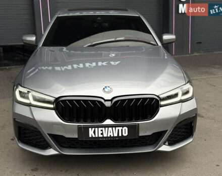 Сірий БМВ 5 Серія, об'ємом двигуна 3 л та пробігом 4 тис. км за 45000 $, фото 3 на Automoto.ua