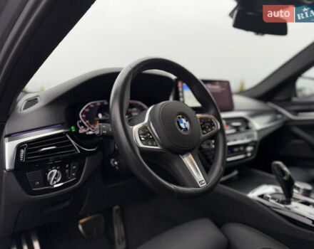 Серый БМВ 5 Серия, объемом двигателя 2 л и пробегом 27 тыс. км за 58700 $, фото 86 на Automoto.ua