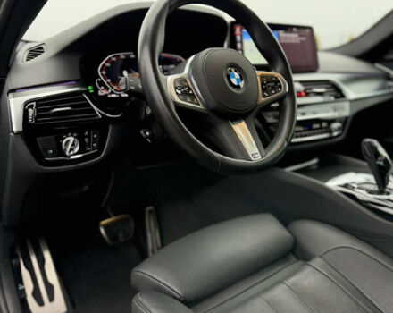 Серый БМВ 5 Серия, объемом двигателя 2 л и пробегом 27 тыс. км за 58700 $, фото 83 на Automoto.ua