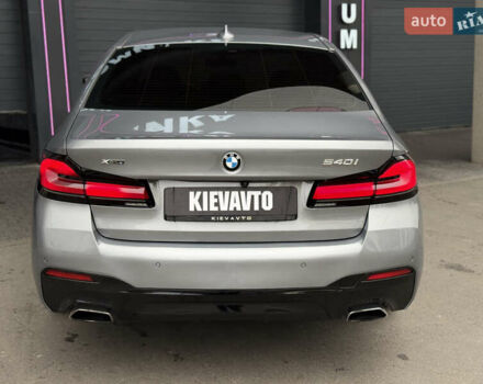 Сірий БМВ 5 Серія, об'ємом двигуна 3 л та пробігом 4 тис. км за 45000 $, фото 5 на Automoto.ua