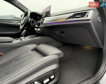 Серый БМВ 5 Серия, объемом двигателя 2 л и пробегом 27 тыс. км за 58700 $, фото 95 на Automoto.ua