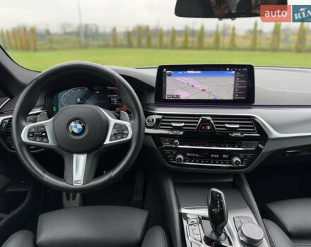 Серый БМВ 5 Серия, объемом двигателя 2 л и пробегом 27 тыс. км за 58700 $, фото 10 на Automoto.ua