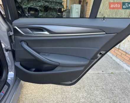 Сірий БМВ 5 Серія, об'ємом двигуна 3 л та пробігом 187 тис. км за 44700 $, фото 32 на Automoto.ua