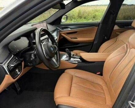 Серый БМВ 5 Серия, объемом двигателя 0 л и пробегом 65 тыс. км за 37000 $, фото 7 на Automoto.ua