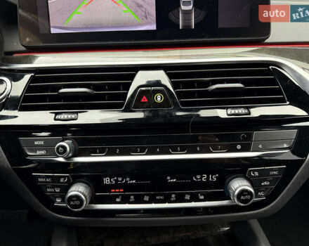 Серый БМВ 5 Серия, объемом двигателя 3 л и пробегом 4 тыс. км за 46000 $, фото 14 на Automoto.ua