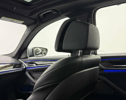 БМВ 5 Серия 2023 в Одессе на Automoto.ua Серый БМВ 5 Серия, объемом двигателя 3 л и пробегом 28 тыс. км за 56900 $, фото 19 на Automoto.ua