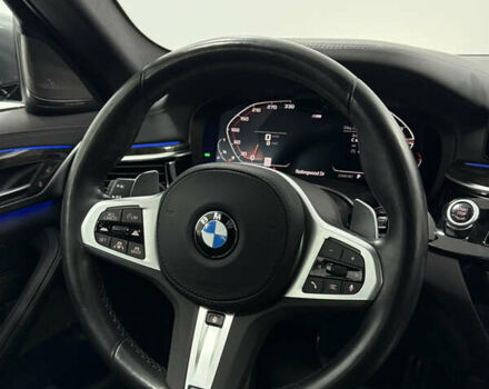 БМВ 5 Серия 2023 в Одессе на Automoto.ua Серый БМВ 5 Серия, объемом двигателя 3 л и пробегом 28 тыс. км за 56900 $, фото 23 на Automoto.ua