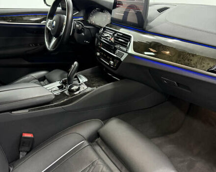 БМВ 5 Серия 2023 в Одессе на Automoto.ua Серый БМВ 5 Серия, объемом двигателя 3 л и пробегом 28 тыс. км за 56900 $, фото 22 на Automoto.ua