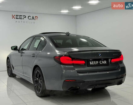 БМВ 5 Серия 2023 в Одессе на Automoto.ua Серый БМВ 5 Серия, объемом двигателя 3 л и пробегом 28 тыс. км за 56900 $, фото 7 на Automoto.ua