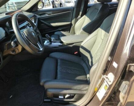 БМВ 5 Серия 2023 в Кропивницком (Кировограде) на Automoto.ua Серый БМВ 5 Серия, объемом двигателя 2 л и пробегом 10 тыс. км за 22600 $, фото 7 на Automoto.ua