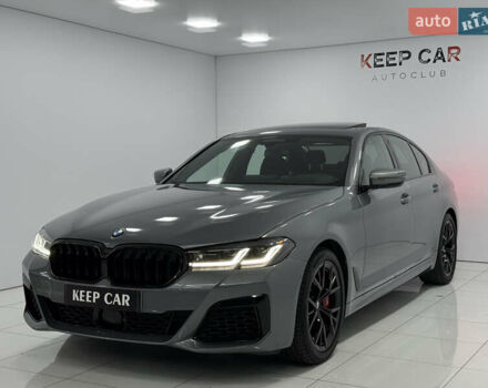 БМВ 5 Серия 2023 в Одессе на Automoto.ua Серый БМВ 5 Серия, объемом двигателя 3 л и пробегом 28 тыс. км за 56900 $, фото 3 на Automoto.ua