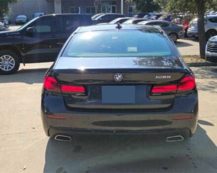 БМВ 5 Серия 2023 в Кропивницком (Кировограде) на Automoto.ua Серый БМВ 5 Серия, объемом двигателя 2 л и пробегом 10 тыс. км за 22600 $, фото 5 на Automoto.ua