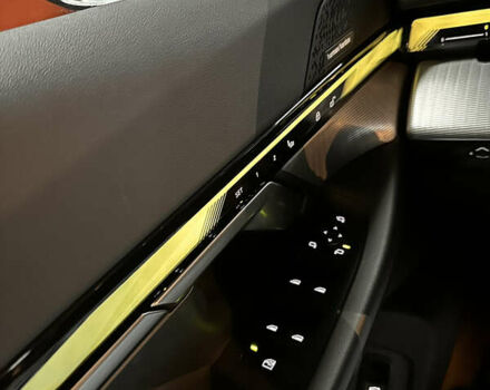 Серый БМВ 5 Серия, объемом двигателя 2 л и пробегом 12 тыс. км за 70000 $, фото 31 на Automoto.ua