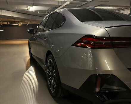 Серый БМВ 5 Серия, объемом двигателя 2 л и пробегом 12 тыс. км за 70000 $, фото 7 на Automoto.ua