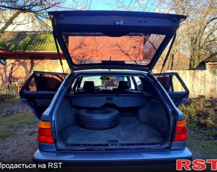 Серый БМВ 5 Серия, объемом двигателя 2 л и пробегом 333 тыс. км за 3200 $, фото 6 на Automoto.ua