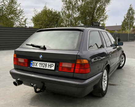 Серый БМВ 5 Серия, объемом двигателя 2.5 л и пробегом 330 тыс. км за 4900 $, фото 2 на Automoto.ua