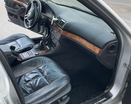 Серый БМВ 5 Серия, объемом двигателя 2.8 л и пробегом 430 тыс. км за 4350 $, фото 18 на Automoto.ua