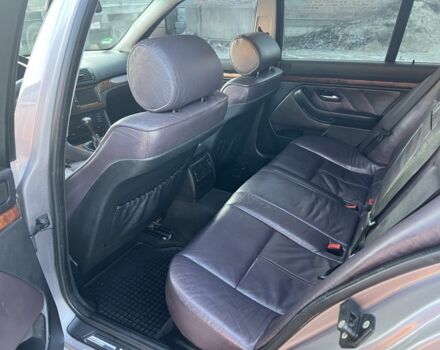 Серый БМВ 5 Серия, объемом двигателя 2 л и пробегом 290 тыс. км за 3300 $, фото 14 на Automoto.ua