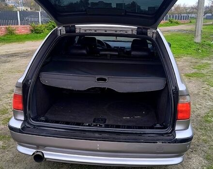 Серый БМВ 5 Серия, объемом двигателя 2.5 л и пробегом 350 тыс. км за 4000 $, фото 8 на Automoto.ua