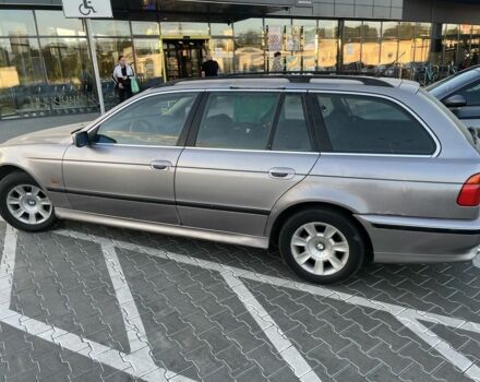 Серый БМВ 5 Серия, объемом двигателя 2 л и пробегом 324 тыс. км за 3700 $, фото 4 на Automoto.ua