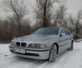 Серый БМВ 5 Серия, объемом двигателя 2.5 л и пробегом 450 тыс. км за 2999 $, фото 1 на Automoto.ua