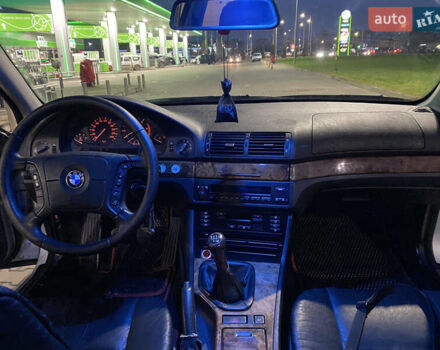 Сірий БМВ 5 Серія, об'ємом двигуна 2.5 л та пробігом 423 тис. км за 3700 $, фото 26 на Automoto.ua