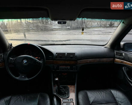 Сірий БМВ 5 Серія, об'ємом двигуна 2.5 л та пробігом 390 тис. км за 2600 $, фото 4 на Automoto.ua