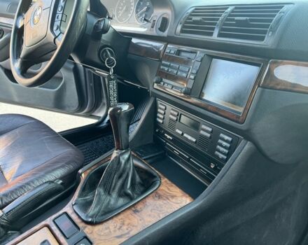 Серый БМВ 5 Серия, объемом двигателя 2 л и пробегом 290 тыс. км за 3300 $, фото 18 на Automoto.ua