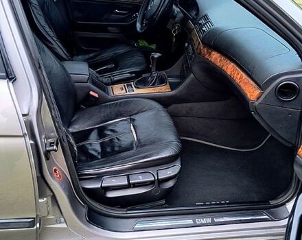 Серый БМВ 5 Серия, объемом двигателя 2.5 л и пробегом 350 тыс. км за 4000 $, фото 11 на Automoto.ua