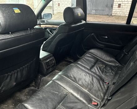 Сірий БМВ 5 Серія, об'ємом двигуна 2.5 л та пробігом 254 тис. км за 2600 $, фото 7 на Automoto.ua