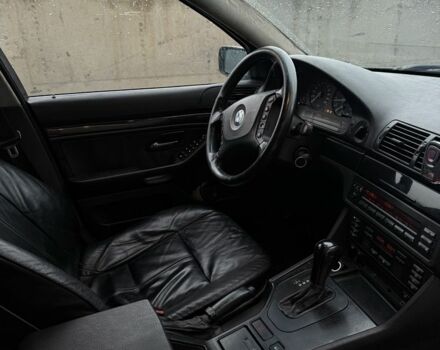 Серый БМВ 5 Серия, объемом двигателя 2.9 л и пробегом 350 тыс. км за 2950 $, фото 4 на Automoto.ua