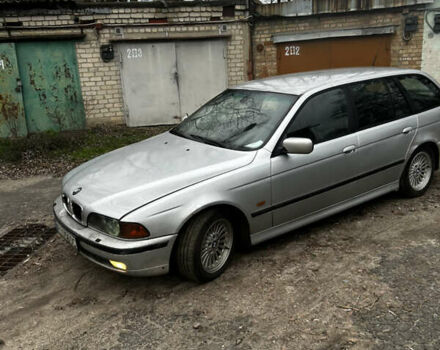 Сірий БМВ 5 Серія, об'ємом двигуна 2.5 л та пробігом 340 тис. км за 2500 $, фото 1 на Automoto.ua