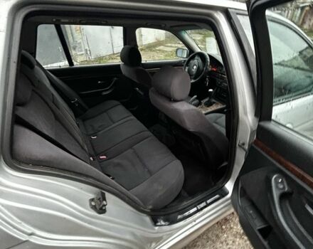 Сірий БМВ 5 Серія, об'ємом двигуна 2.5 л та пробігом 366 тис. км за 2600 $, фото 7 на Automoto.ua