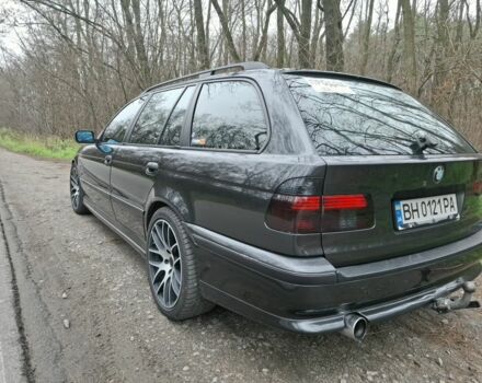 Серый БМВ 5 Серия, объемом двигателя 2.5 л и пробегом 284 тыс. км за 5900 $, фото 11 на Automoto.ua