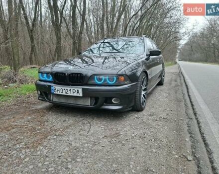 Серый БМВ 5 Серия, объемом двигателя 2.5 л и пробегом 284 тыс. км за 5900 $, фото 7 на Automoto.ua