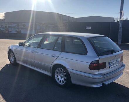 Серый БМВ 5 Серия, объемом двигателя 3 л и пробегом 350 тыс. км за 2300 $, фото 2 на Automoto.ua