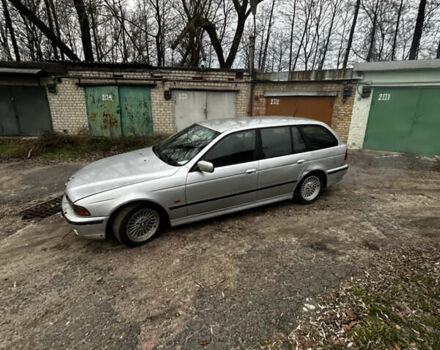 Сірий БМВ 5 Серія, об'ємом двигуна 2.5 л та пробігом 340 тис. км за 2500 $, фото 2 на Automoto.ua