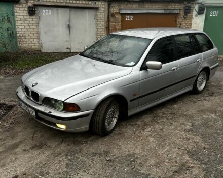 Сірий БМВ 5 Серія, об'ємом двигуна 2.5 л та пробігом 366 тис. км за 2600 $, фото 1 на Automoto.ua