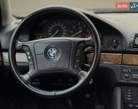 БМВ 5 Серия 2000 в Ивано-Франковске на Automoto.ua Серый БМВ 5 Серия, объемом двигателя 3 л и пробегом 340 тыс. км за 5400 $, фото 17 на Automoto.ua