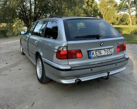 Серый БМВ 5 Серия, объемом двигателя 0 л и пробегом 330 тыс. км за 2500 $, фото 2 на Automoto.ua