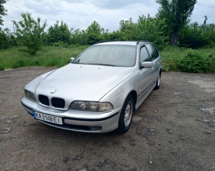 Серый БМВ 5 Серия, объемом двигателя 2.9 л и пробегом 420 тыс. км за 3200 $, фото 2 на Automoto.ua