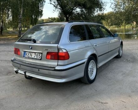 Серый БМВ 5 Серия, объемом двигателя 0 л и пробегом 330 тыс. км за 2500 $, фото 1 на Automoto.ua