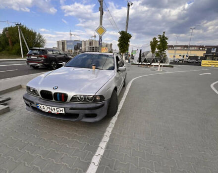 Серый БМВ 5 Серия, объемом двигателя 3 л и пробегом 420 тыс. км за 5000 $, фото 3 на Automoto.ua