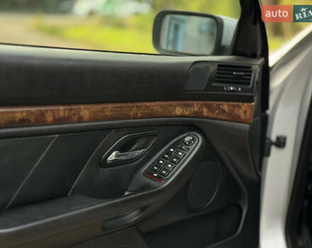 БМВ 5 Серия 2000 в Ивано-Франковске на Automoto.ua Серый БМВ 5 Серия, объемом двигателя 3 л и пробегом 340 тыс. км за 5400 $, фото 16 на Automoto.ua