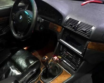 Серый БМВ 5 Серия, объемом двигателя 3 л и пробегом 0 тыс. км за 4550 $, фото 6 на Automoto.ua