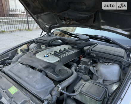 Серый БМВ 5 Серия, объемом двигателя 2.93 л и пробегом 350 тыс. км за 3750 $, фото 24 на Automoto.ua