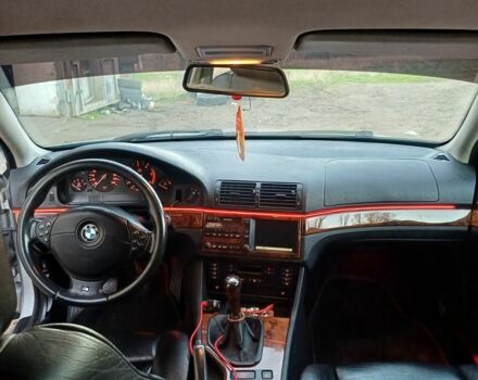 Серый БМВ 5 Серия, объемом двигателя 3 л и пробегом 340 тыс. км за 5300 $, фото 1 на Automoto.ua