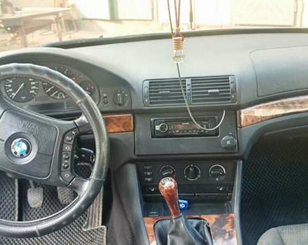 Серый БМВ 5 Серия, объемом двигателя 2.5 л и пробегом 400 тыс. км за 3300 $, фото 8 на Automoto.ua